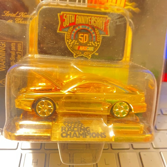 24K Gold Plated Series Stock Rods Reflections in Gold #1 of 9,998. - Picture 6 of 7